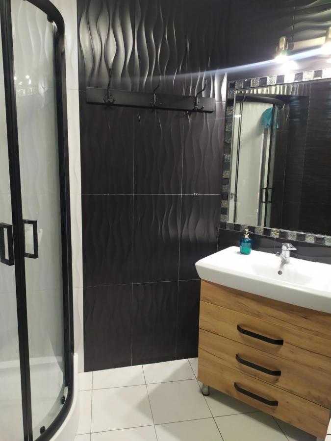 Apartments Zefir Λβιβ Εξωτερικό φωτογραφία