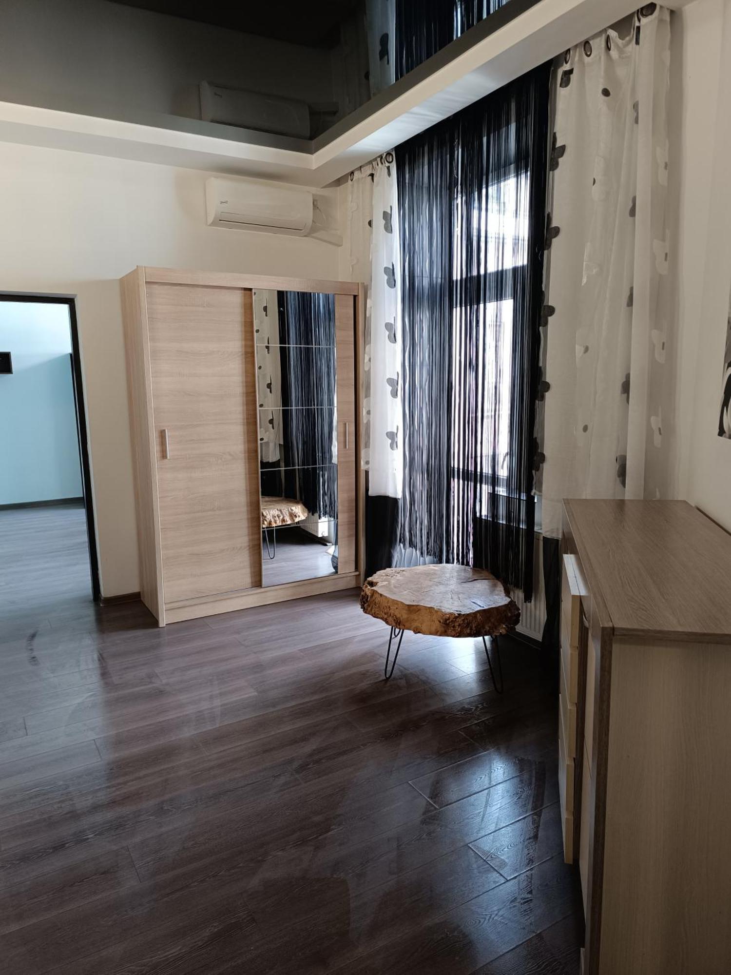 Apartments Zefir Λβιβ Εξωτερικό φωτογραφία