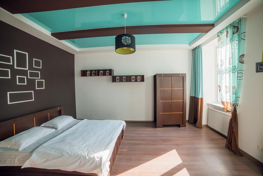 Apartments Zefir Λβιβ Εξωτερικό φωτογραφία