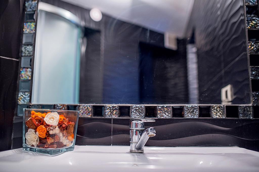 Apartments Zefir Λβιβ Εξωτερικό φωτογραφία