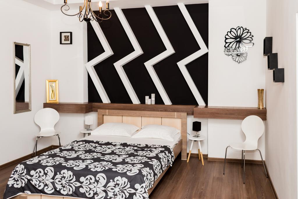 Apartments Zefir Λβιβ Εξωτερικό φωτογραφία